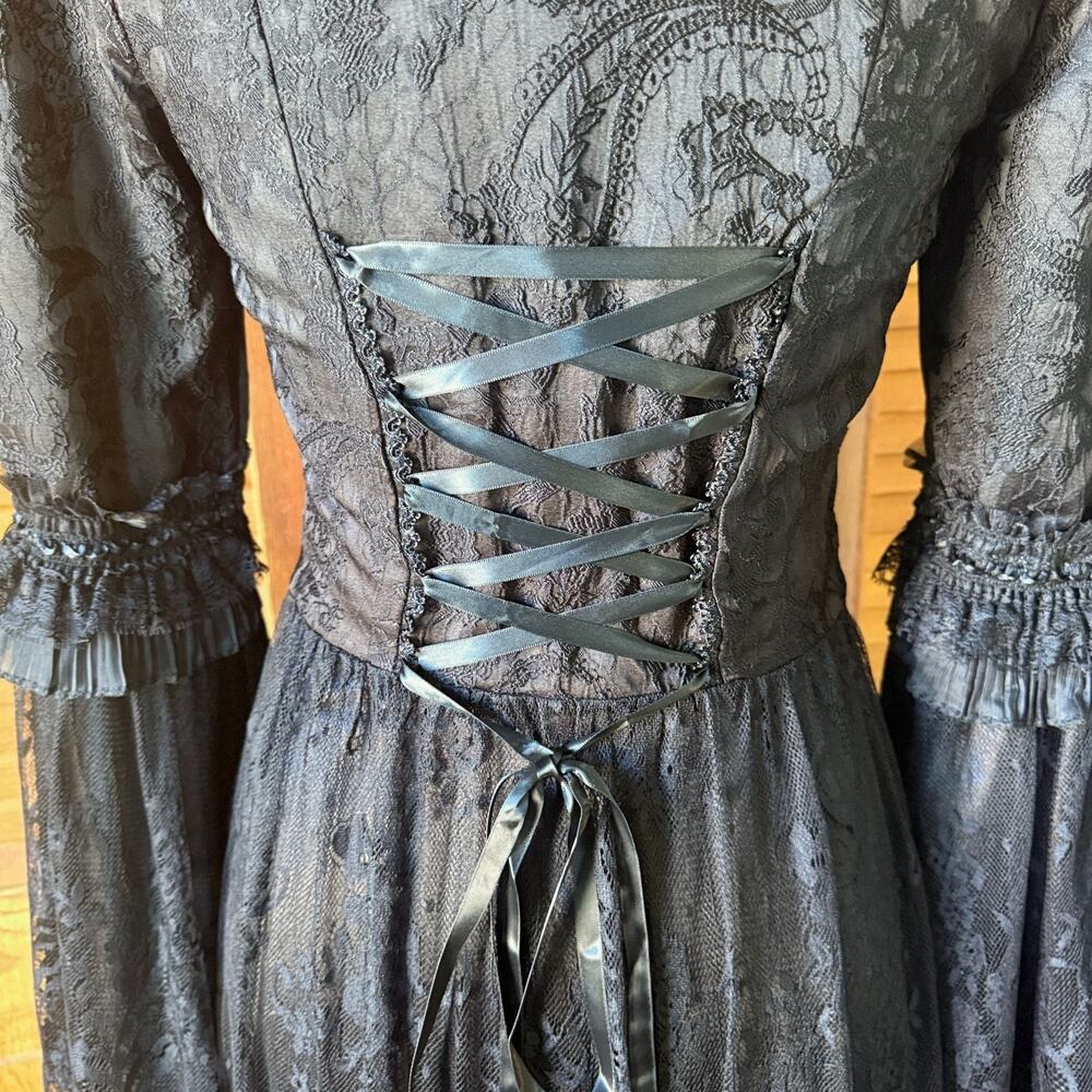 Dark in Love Gothic Victorian Vampire Medieval Ophelia's Pleasures Dress - Picture 13 of 17